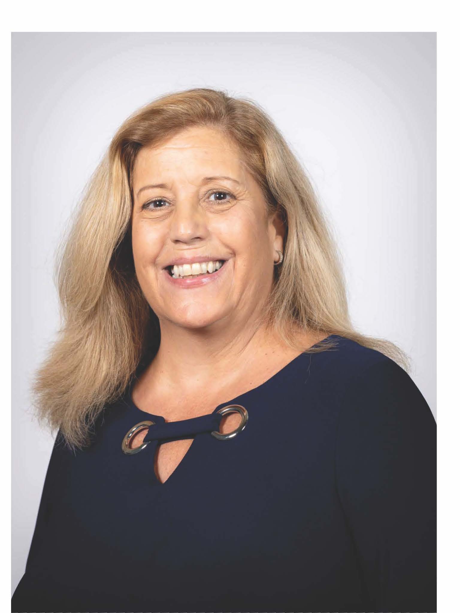 photo of  Julie Surace 